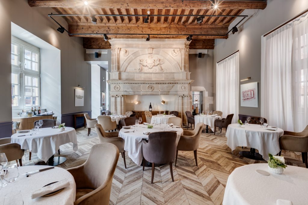 Cours des Consuls 2025 04 06 34